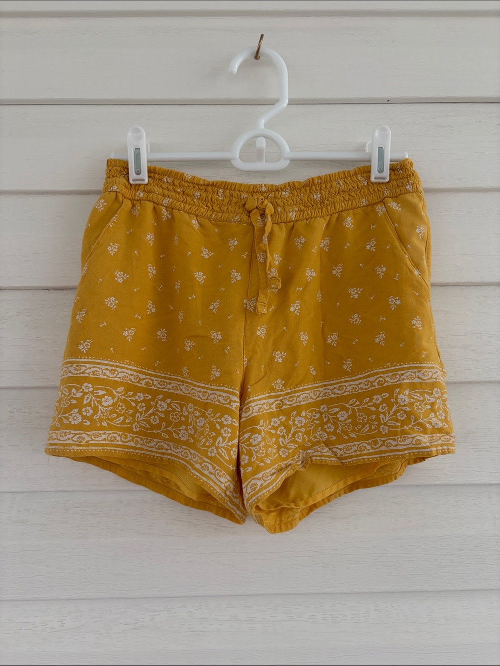 Abercrombie Kids Boho Floral Shorts Yellow Cottagecore Beach Summer Lounge 13/14